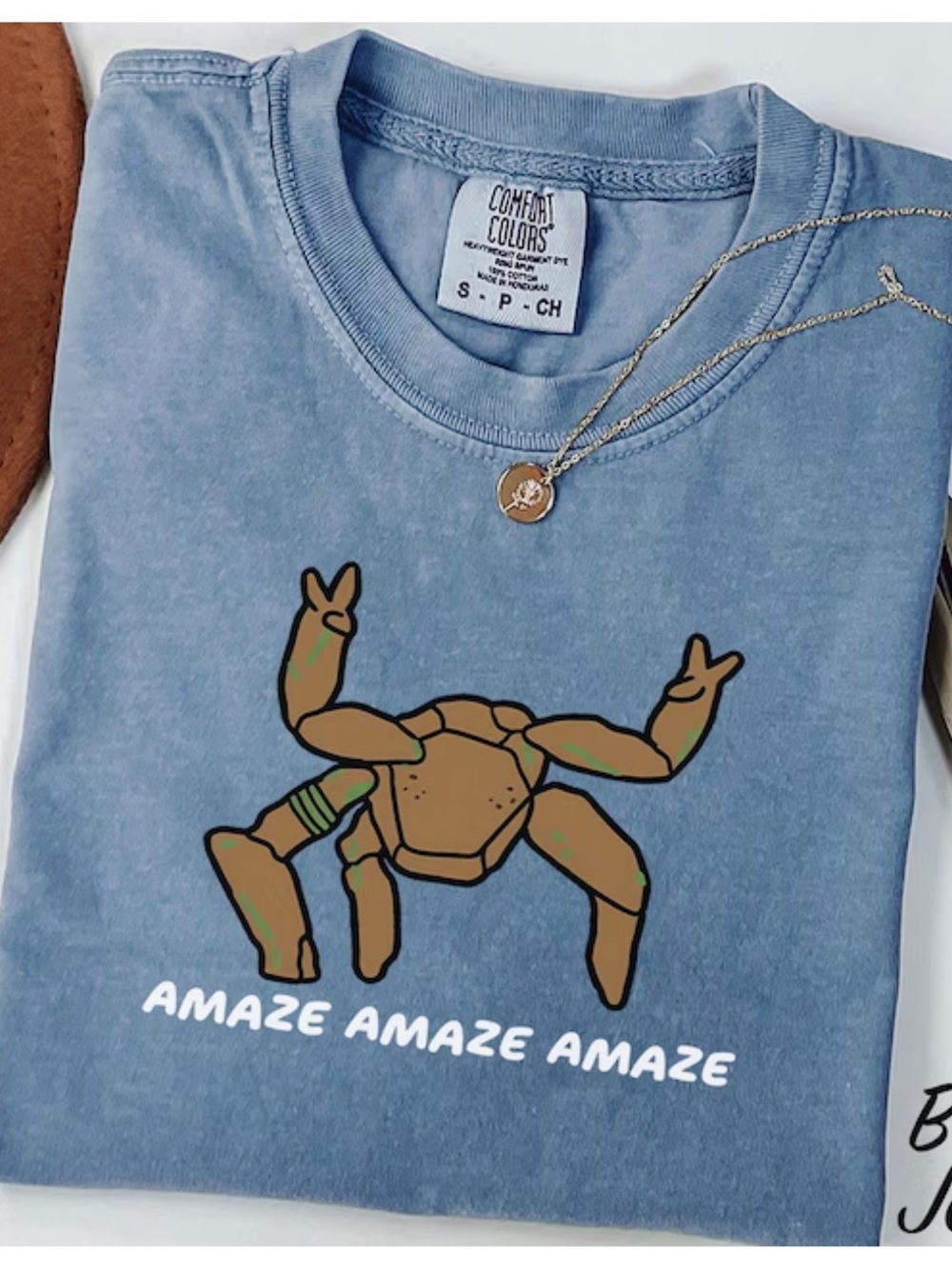 Comfort Colors Faded Blue Graphic Tee with Brown Crab